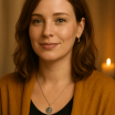 Julia - Sonstige Bereiche - Psychologische Lebensberatung - Hellsehen & Wahrsagen - Tarot & Kartenlegen
